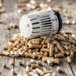 L’installation d’un chauffage à pellets par un professionnel à Olivet : efficacité, expertise et confort au rendez-vous